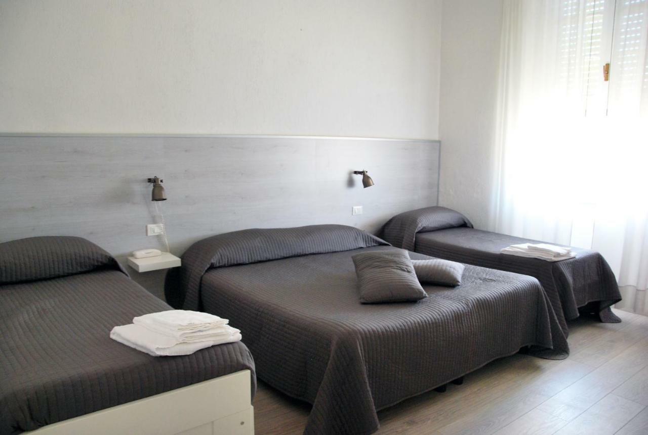 Alba Sul Mare Hotell Lido di Camaiore Exteriör bild