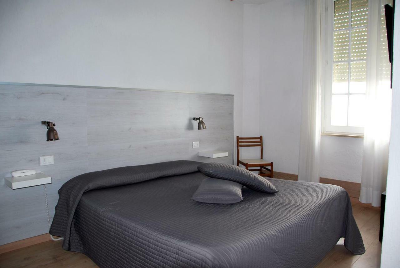 Alba Sul Mare Hotell Lido di Camaiore Exteriör bild